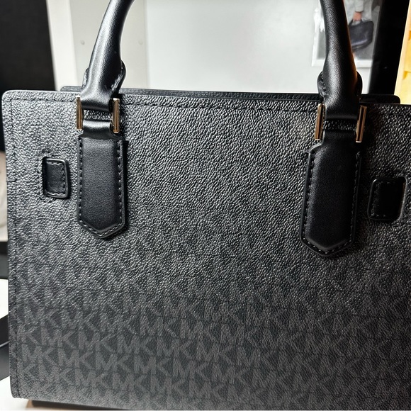 MICHAEL KORS SMALL BAG 💖 - Picture 5 of 8